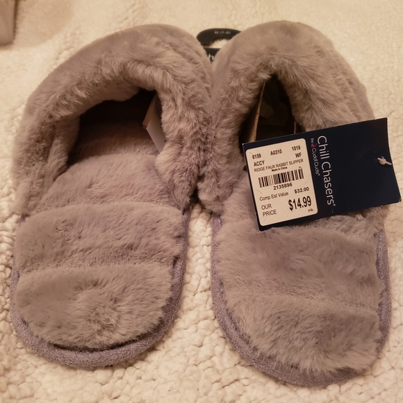 House shoes - Picture 2 of 3